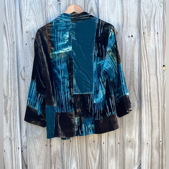 CHICOS BURNT OUT VELVET OPEN JACKET - Picture 3 of 4